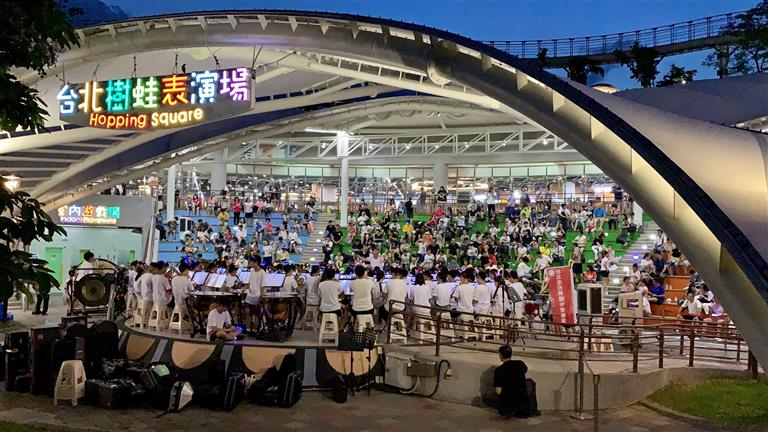 兒童新樂園表演3